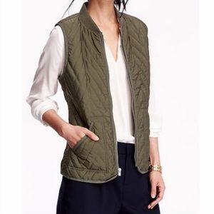 Old Navy Lightweight Quilted Vest